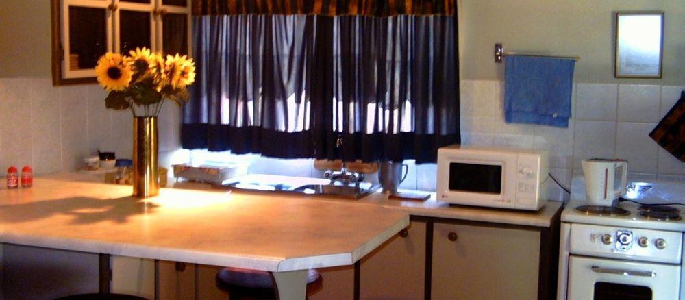 Cosy Cottages Guesthouse Potchefstroom Esterno foto